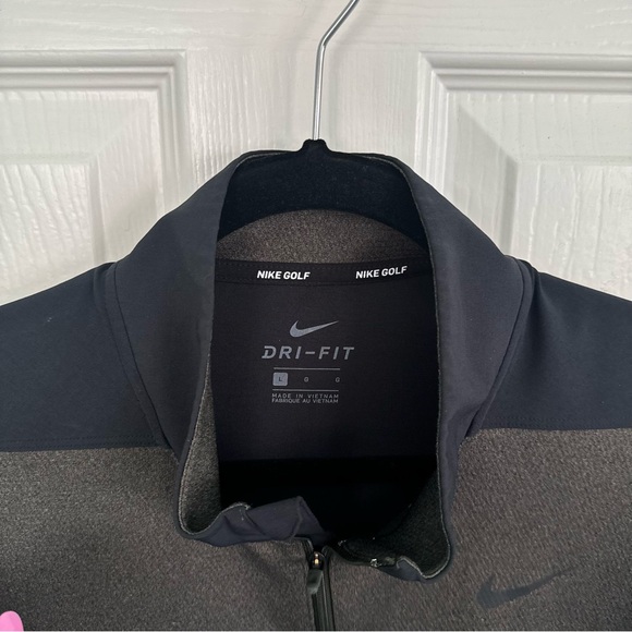 Nike Golf Dri Fit Quarter Zip - Picture 2 of 4